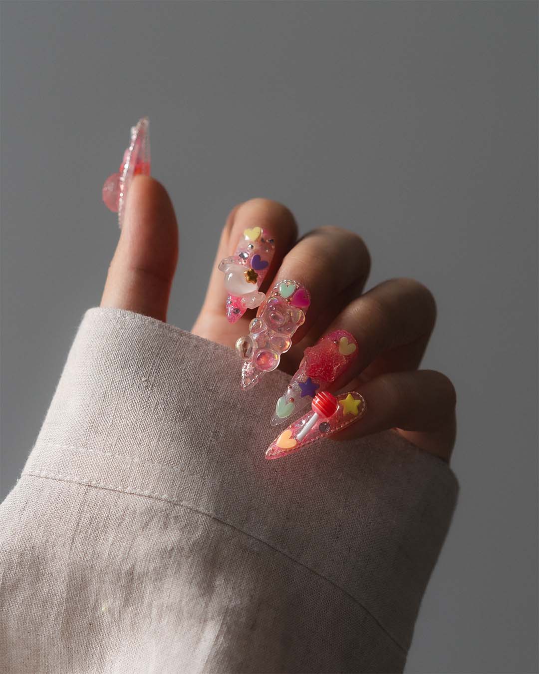 Candy Dreams - Custom press-on nails by Byeori Kim