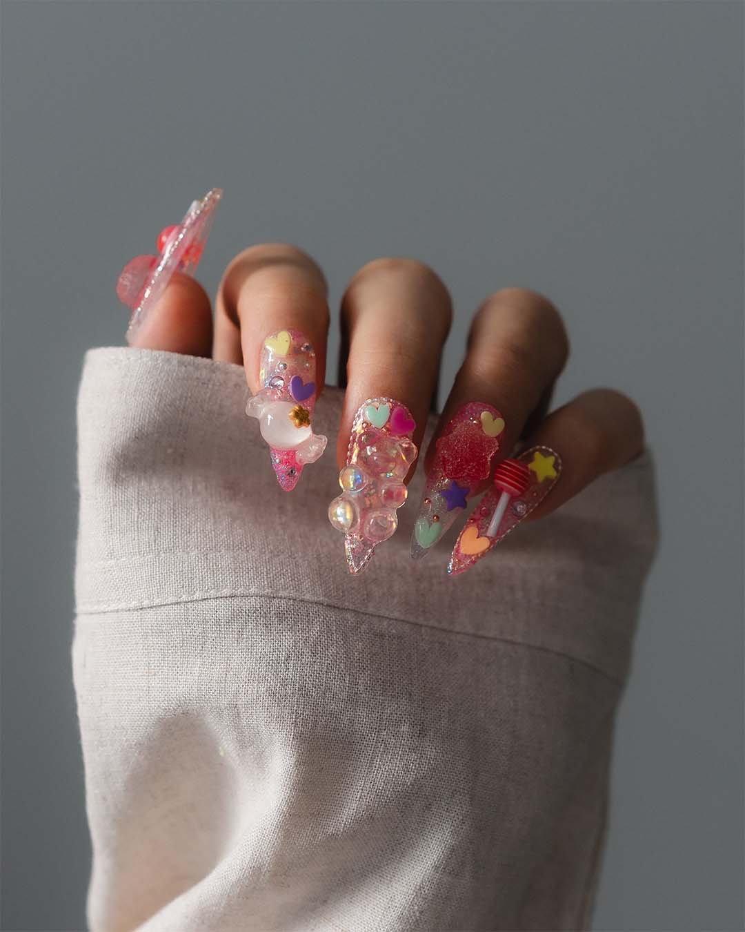 Candy Dreams - Custom press-on nails by Byeori Kim