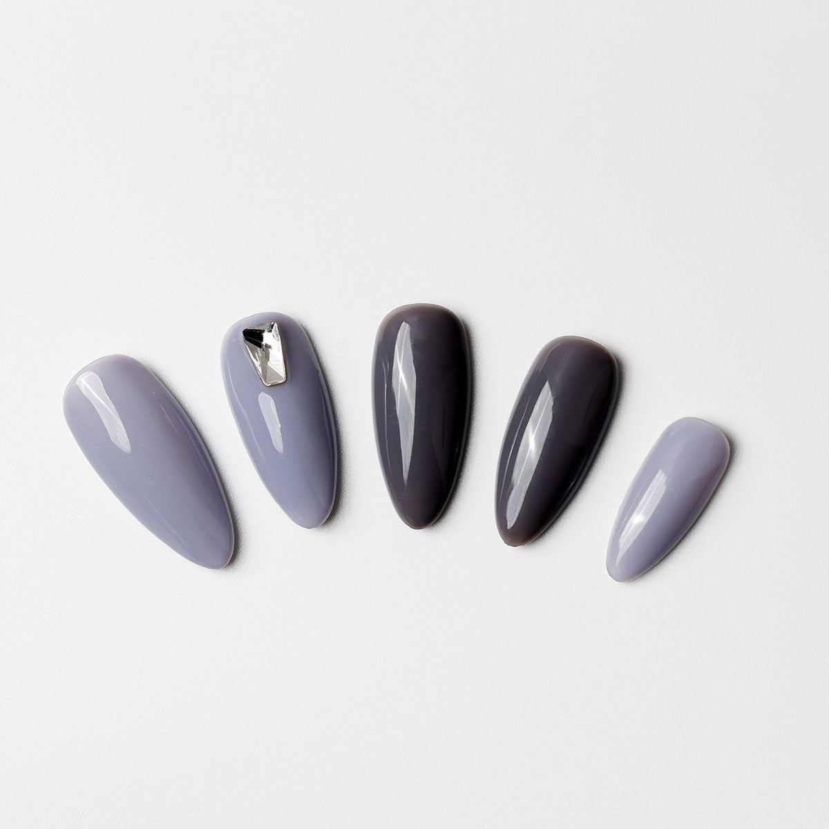 Foggy Night - Custom press-on nails by Byeori Kim