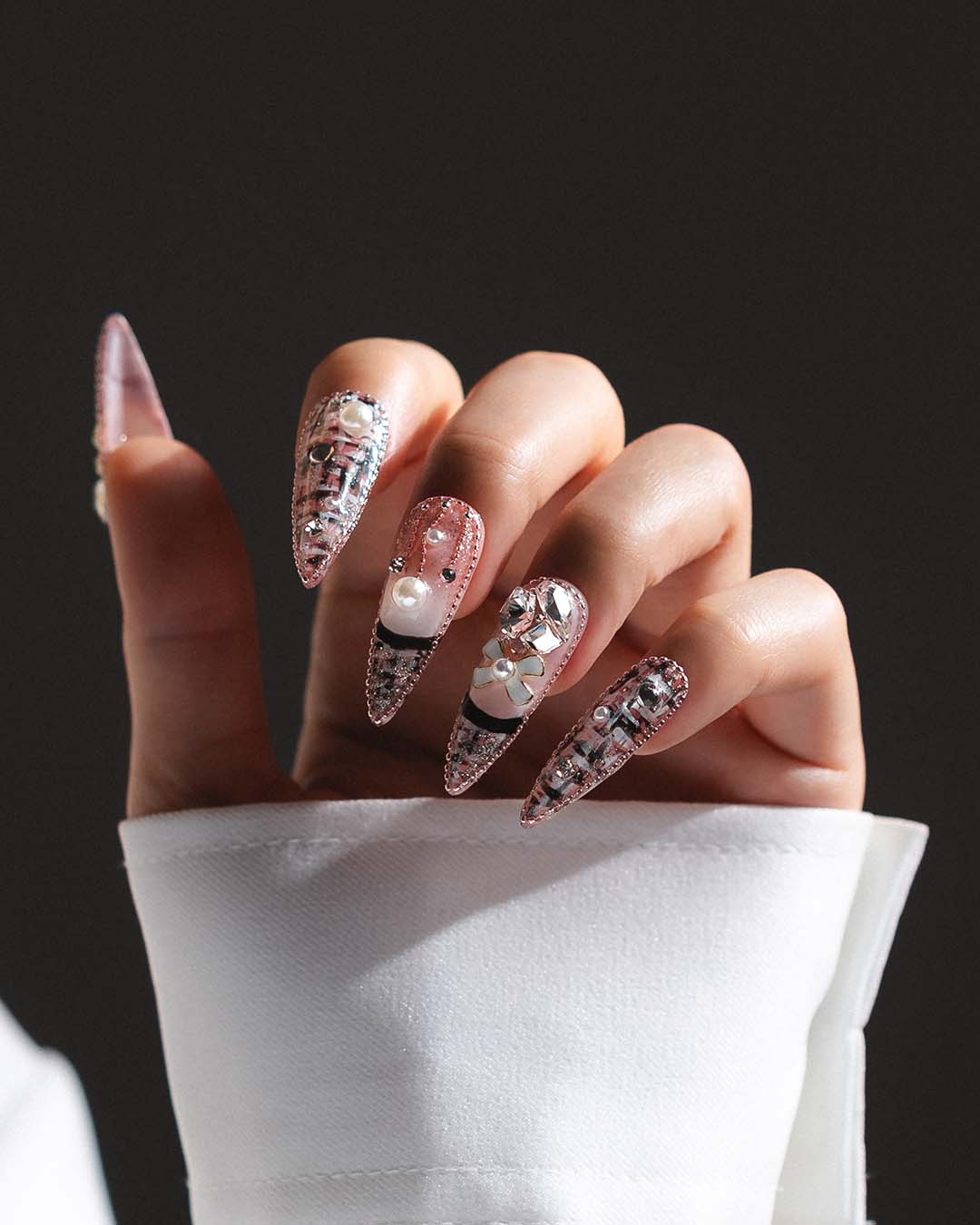 Mademoiselle - Custom press-on nails by Byeori Kim