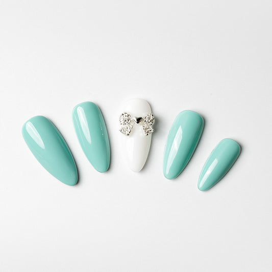 Mint Candy - Custom press-on nails by Byeori Kim