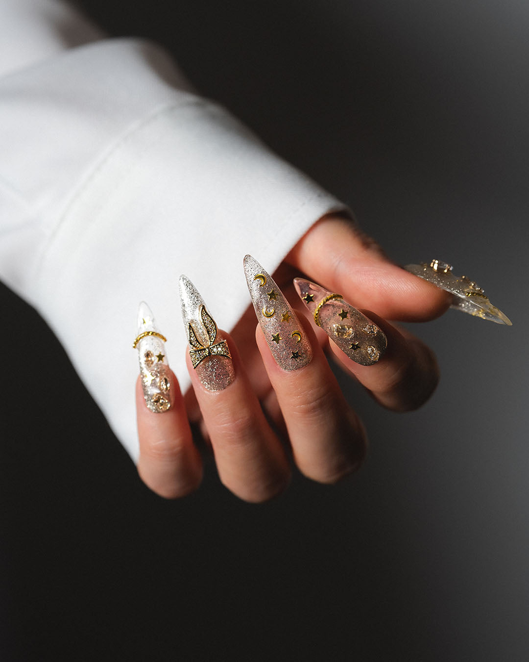 Shimmer - Custom press-on nails by Byeori Kim