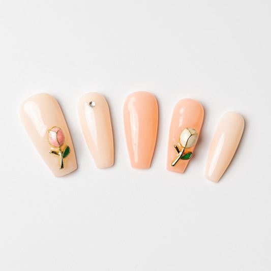 Tulip Romance - Custom press-on nails by Byeori Kim